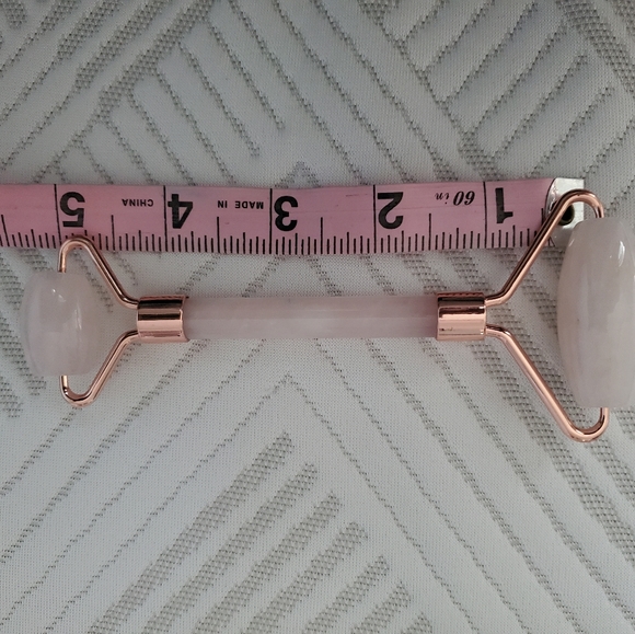 ππ HPππRose Quartz Lymphatic drainage Face Roller - Picture 6 of 7